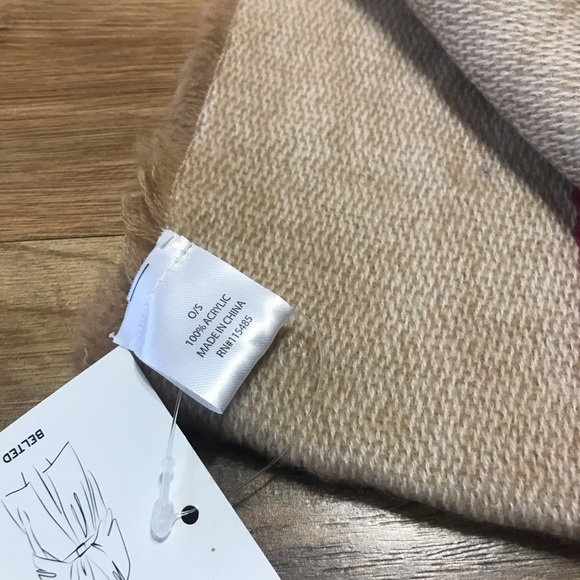 NWT Pink and Tan Blanket Wrap - Picture 4 of 4